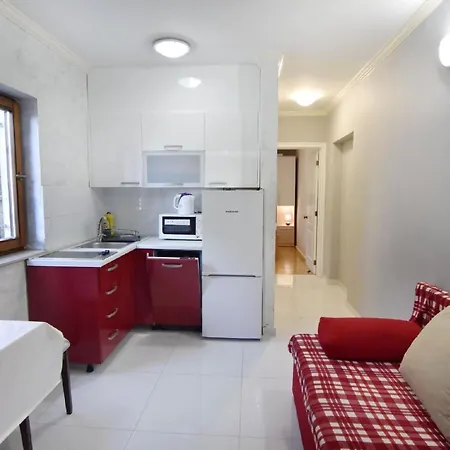 Fuer Paare, Nur Einen Steinwurf Vom Entfernt Apartment Biograd Na Moru
